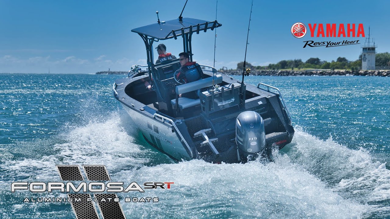 Formosa SRT 525 Centre Console powered by Yamaha F115 four-stroke outboard